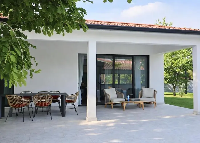 Lyra - Modern 4-star In Istria * Sinozici